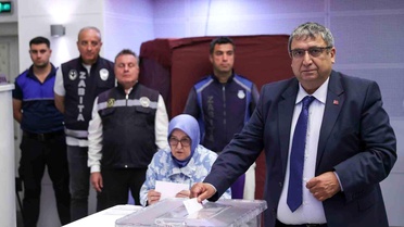 Buca Belediyesi'nde Başkanvekili CHP'li Hüseyin Benzer oldu