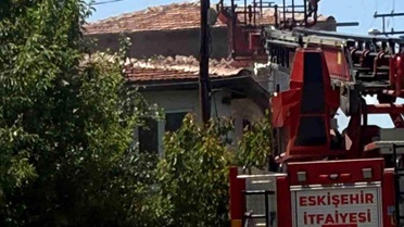 Eskişehir'de Yangın: Çocuk Ateşle Oynadı
