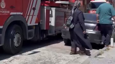 Kağıthane'de Dondurucudan Yangın Çıktı