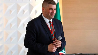 Karşıyaka'da Yeni Başkan Kenetlenme Çağrısında Bulundu