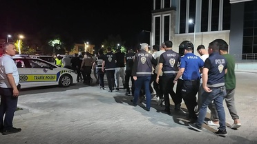 Gediz'de Uyuşturucu Operasyonu: 28 Gözaltı