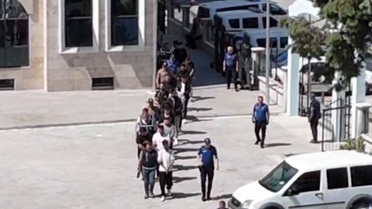 Gediz'de Uyuşturucu Operasyonu: 28 Gözaltı