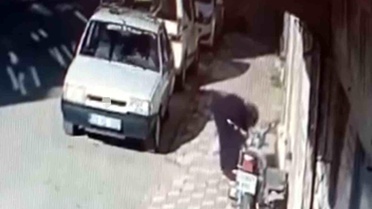 Elazığ'da Düşen Parayı Kaptı