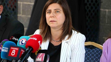 Sur'da kaldırım işgallerinin önüne geçme ve yayalaştırma çalışmaları sürüyor
