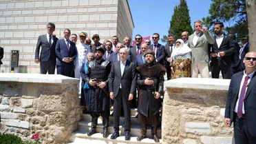 TBMM Başkanı Kurtulmuş, Gazi Süleyman Paşa Türbesi'ni ziyaret etti
