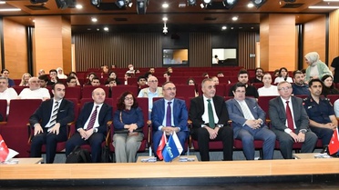 Tekirdağ'da Tarih Konferansı Düzenlendi