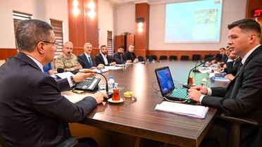 Vali Baruş Palandöken'i Ziyaret Etti