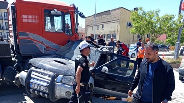 Yüksekova'da Trafik Kazası: 1 Yaralı