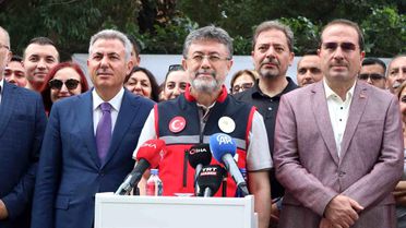 İzmir'de Biyoteknik Mücadele Merkezi Açıldı