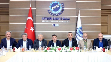 Başkan Büyükkılıç, Kayseri Sanayi Odası'nda istişare toplantısına katıldı