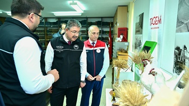 Vali Yılmaz, Tarımsal Araştırma Enstitüsünü Ziyaret Etti