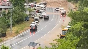 Feke-Kozan Yolu Heyelan Nedeniyle Kapandı