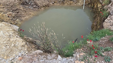 13 ve 15 yaşındaki iki kardeş su dolu inşaat çukurunda can verdi