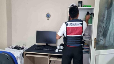 MİT, Kredi Kartı Şebekesini Çökertti