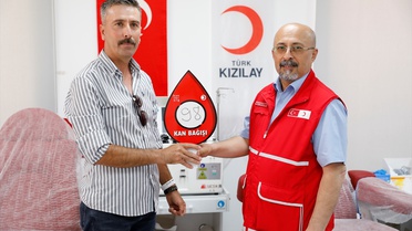 12 Yılda 98 Kan Bağışı