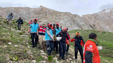 Tunceli'de Düşen Şahıs, 5 Saatlik Kurtarma ile Kurtarıldı