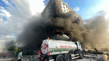 Şanlıurfa'da 10 Katlı Apartmanda Yangın
