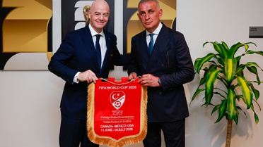 TFF Başkanı Hacıosmanoğlu, FIFA ve Avustralya ile Görüştü