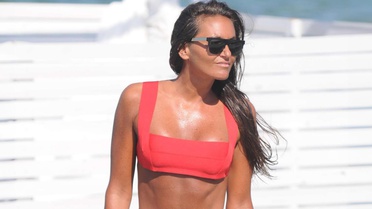 46 yaşındaki Eda Taşpınar'ın bikini kombini olay oldu