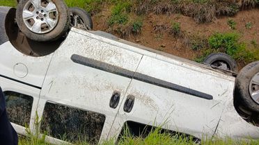Taşova'da Araç Devrildi: 3 Yaralı