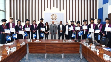ETÜ'de Uluslararası Öğrencilerin Mezuniyet Coşkusu