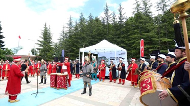 İnegöl Fatihi Turgut Alp kabri başında anıldı