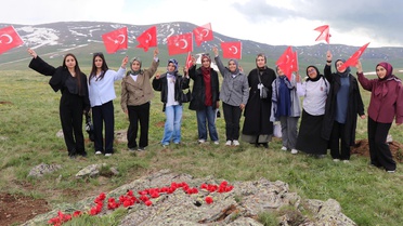 Oltulu Öğrencilerden Sarıkamış Şehitlerine Anma Yürüyüşü