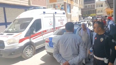 Film sahnesi gerçek oldu: Şanlıurfa'da akraba aileler birbirlerine tüple saldırdı