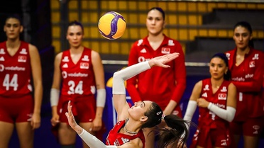 A Milli Kadın Voleybol Takımı VNL'de Ankara'da