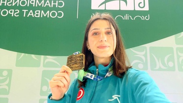 BEUN'lu Sude Nur Basancı Dünya Şampiyonu