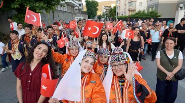 Bursa'nın Fethi 700. Yıl Danışık Gecesi Coşkusu