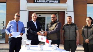 Fırat Üniversitesi'nden Endemik Bitki Teslimatı