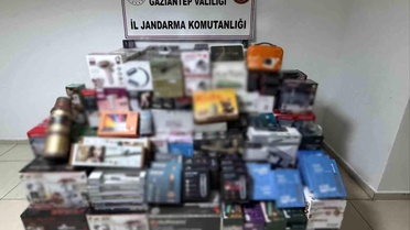 Gaziantep'te dev kaçakçılık operasyonu: 2 milyon 100 bin TL değerinde eşya ele geçirildi