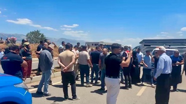 Kahramanmaraş'ta kaçak yapı tepkisi: Batı Köyleri yolu ulaşıma kapatıldı
