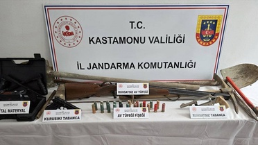 Kastamonu'da Kaçakçılık Operasyonu: 13 Gözaltı