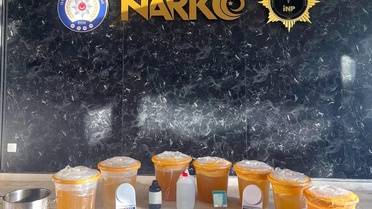 Küçükçekmece'de 90 Kilo Uyuşturucu Ele Geçirildi