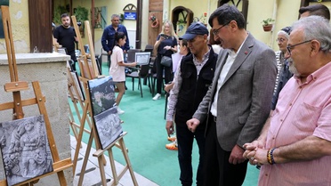 Kütahya'da 'Minik Fotoğrafçıların Vizöründen Büyük Dünyalar' sergisi açıldı