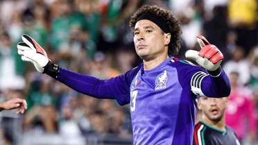 Ochoa Futbola Veda Ediyor