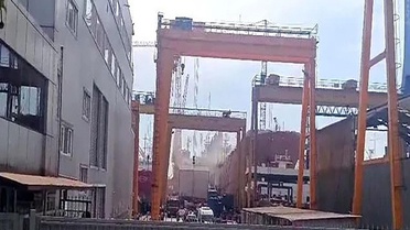 Tuzla'da Tersanede Yangın