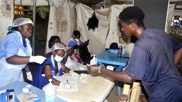 Uganda'da Ebola Testi Zorunluluğu Kaldırıldı