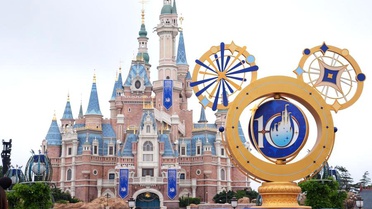 Shanghai Disneyland 10 Yaşında