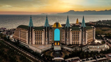 Alman Bild, Delphin Imperial’i Antalya’nın en iyi otelleri arasında gösterdi