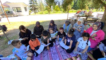 Doğada Kitap Okuma Etkinliği