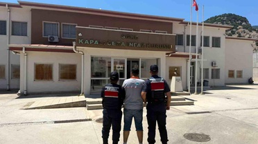 Kuşadası'nda Uyuşturucu Hükümlüsü Yakalandı