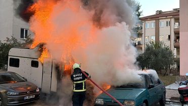 Menteşe'de karavan küle döndü
