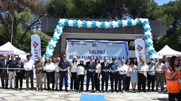 Salihli'de Bilim Fuarları Festivali Açıldı