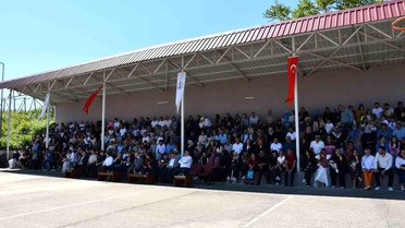 Vezirköprü MYO'da mezuniyet coşkusu