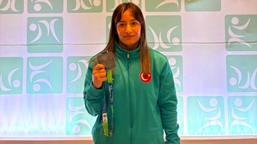Zerda Demir'den Dünya İkinciliği