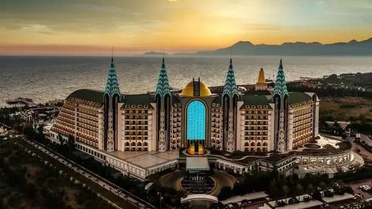 Alman Bild, Delphin Imperial’i Antalya’nın en iyi otelleri arasında gösterdi