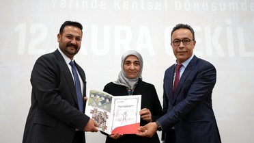 Ataşehir'de 8 aile daha yeni evlerine kavuştu
